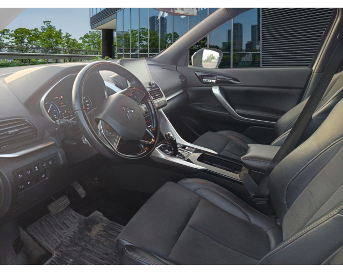 MITSUBISHI ECLIPSE CROSS