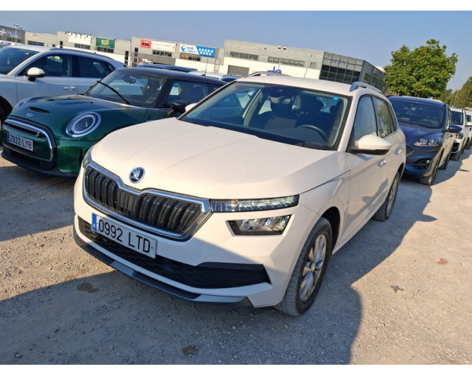 Renting cocheSKODA KAMIQ