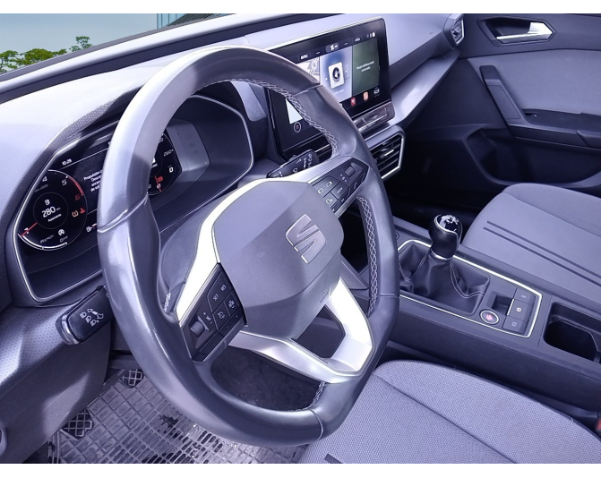 SEAT LEON