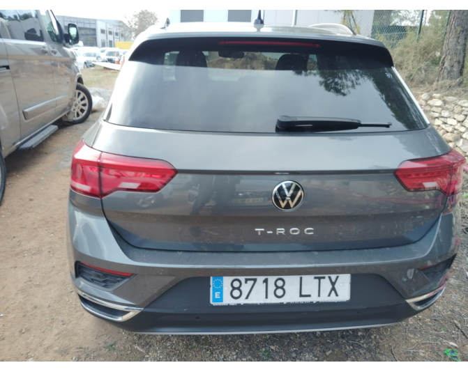 VOLKSWAGEN T-ROC