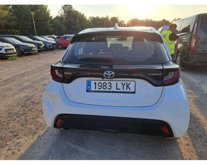 TOYOTA YARIS