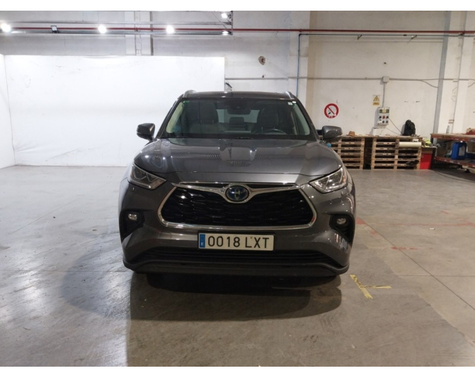 TOYOTA HIGHLANDER