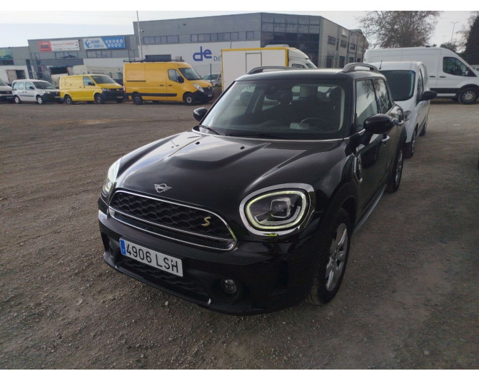 Renting cocheMINI COUNTRYMAN
