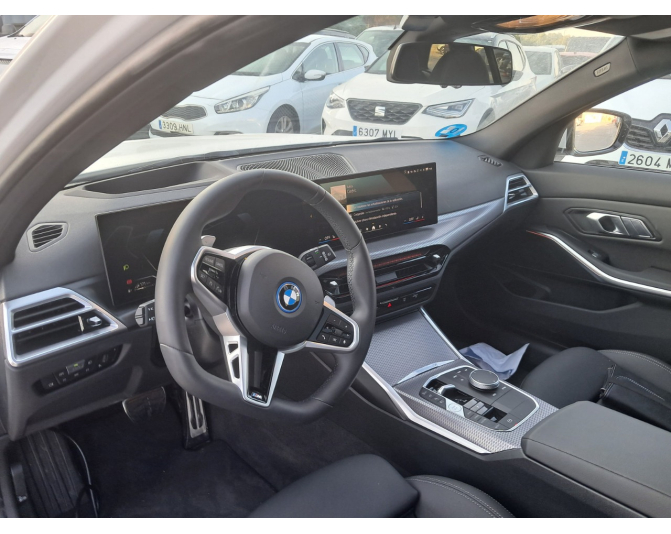 BMW SERIES 3