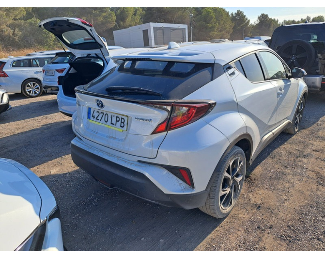 TOYOTA C-HR