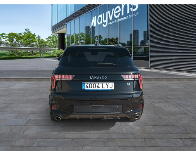 LYNK & CO 01