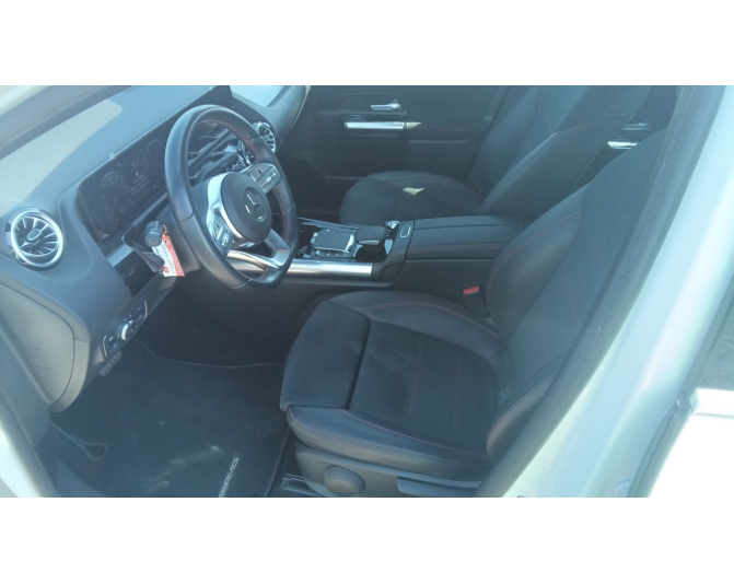 MERCEDES GLA