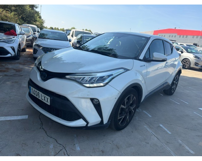 Renting cocheTOYOTA C-HR
