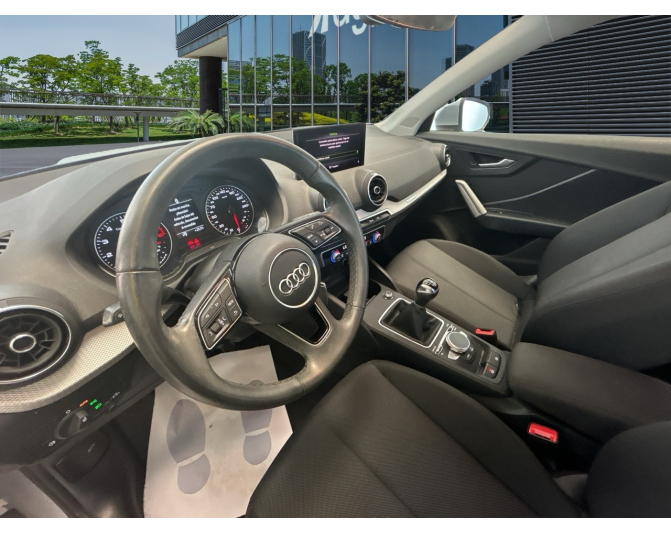 AUDI Q2