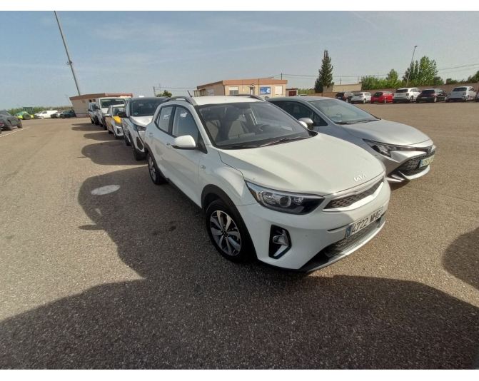 KIA STONIC