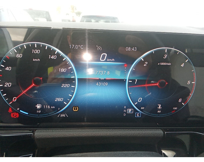 MERCEDES GLA