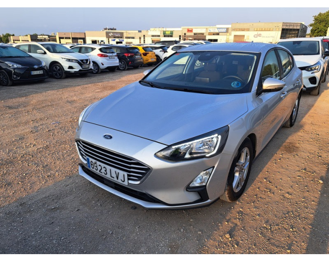 Renting cocheFORD FOCUS
