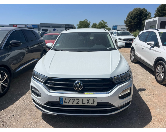 VOLKSWAGEN T-ROC
