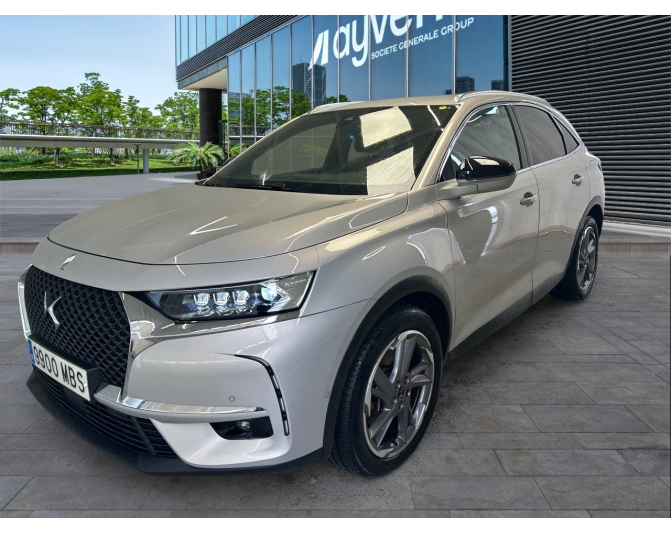Renting cocheDS DS 7 CROSSBACK