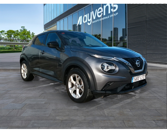 NISSAN JUKE