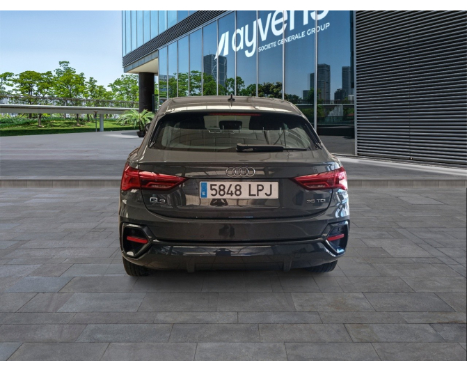 AUDI Q3 SPORTBACK