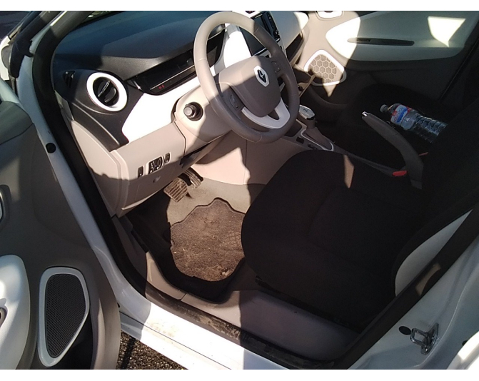 RENAULT ZOE