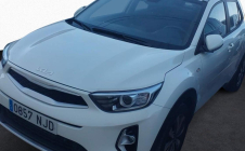 Renting Coche KIA STONIC