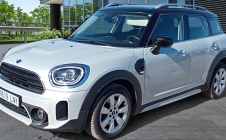 Renting Coche MINI COUNTRYMAN