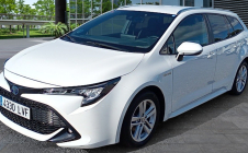 Renting Coche TOYOTA COROLLA