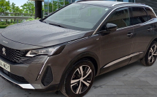 Renting Coche PEUGEOT 3008