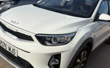 Renting Coche KIA STONIC
