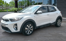 Renting Coche KIA STONIC