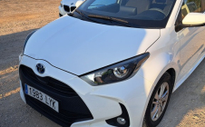 Renting Coche TOYOTA YARIS
