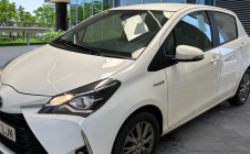 Renting Coche TOYOTA YARIS