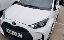 Renting Coche TOYOTA YARIS