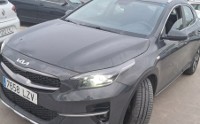 Renting Coche KIA XCEED