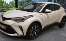 Renting Coche TOYOTA C-HR